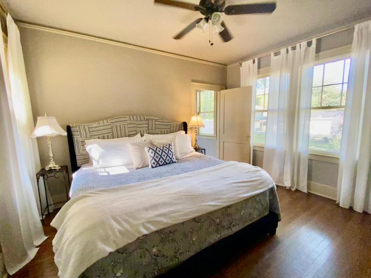 The Empress Of Little Rock Bed & Breakfast Luaran gambar